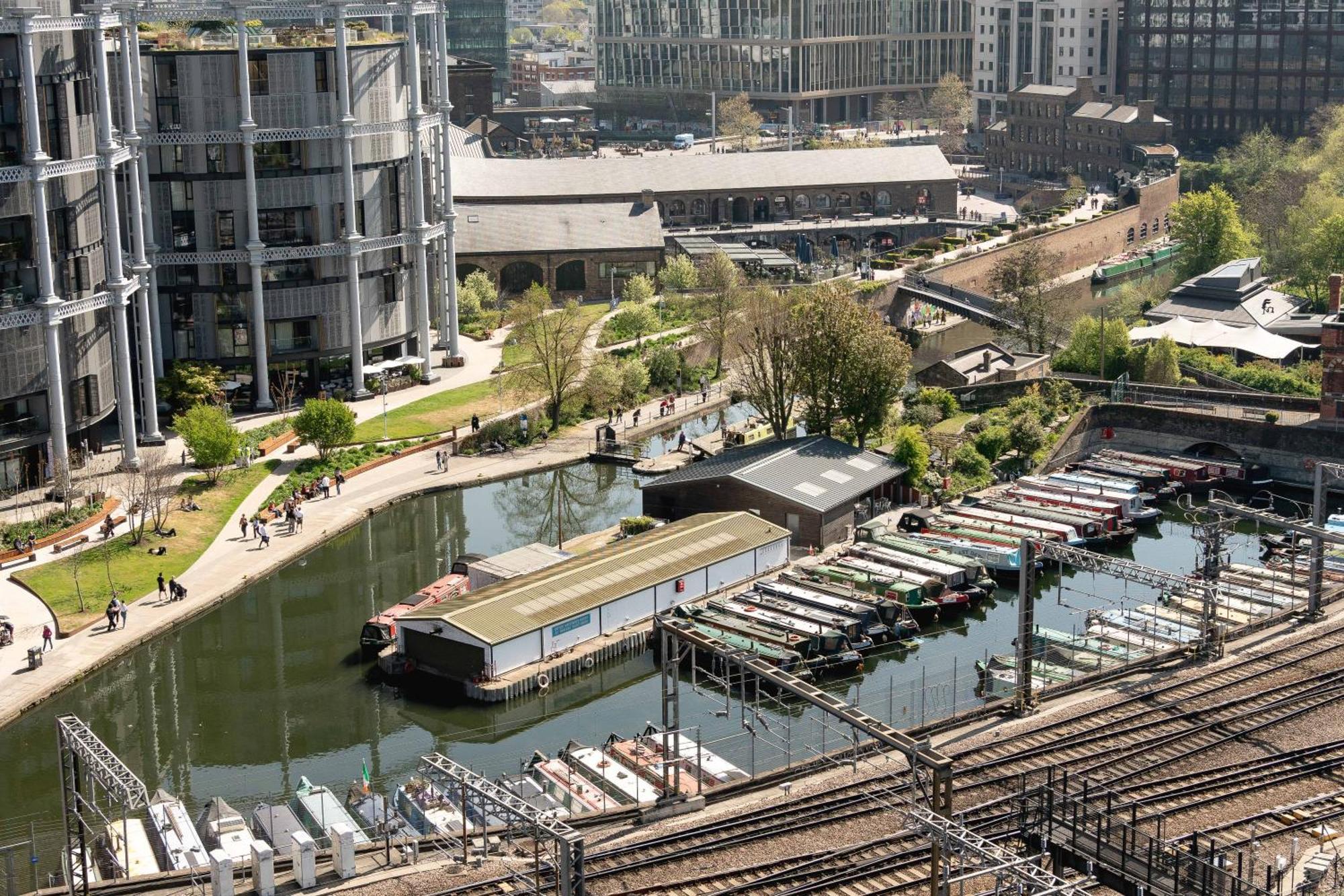 Apartment Kings Cross Canal View London