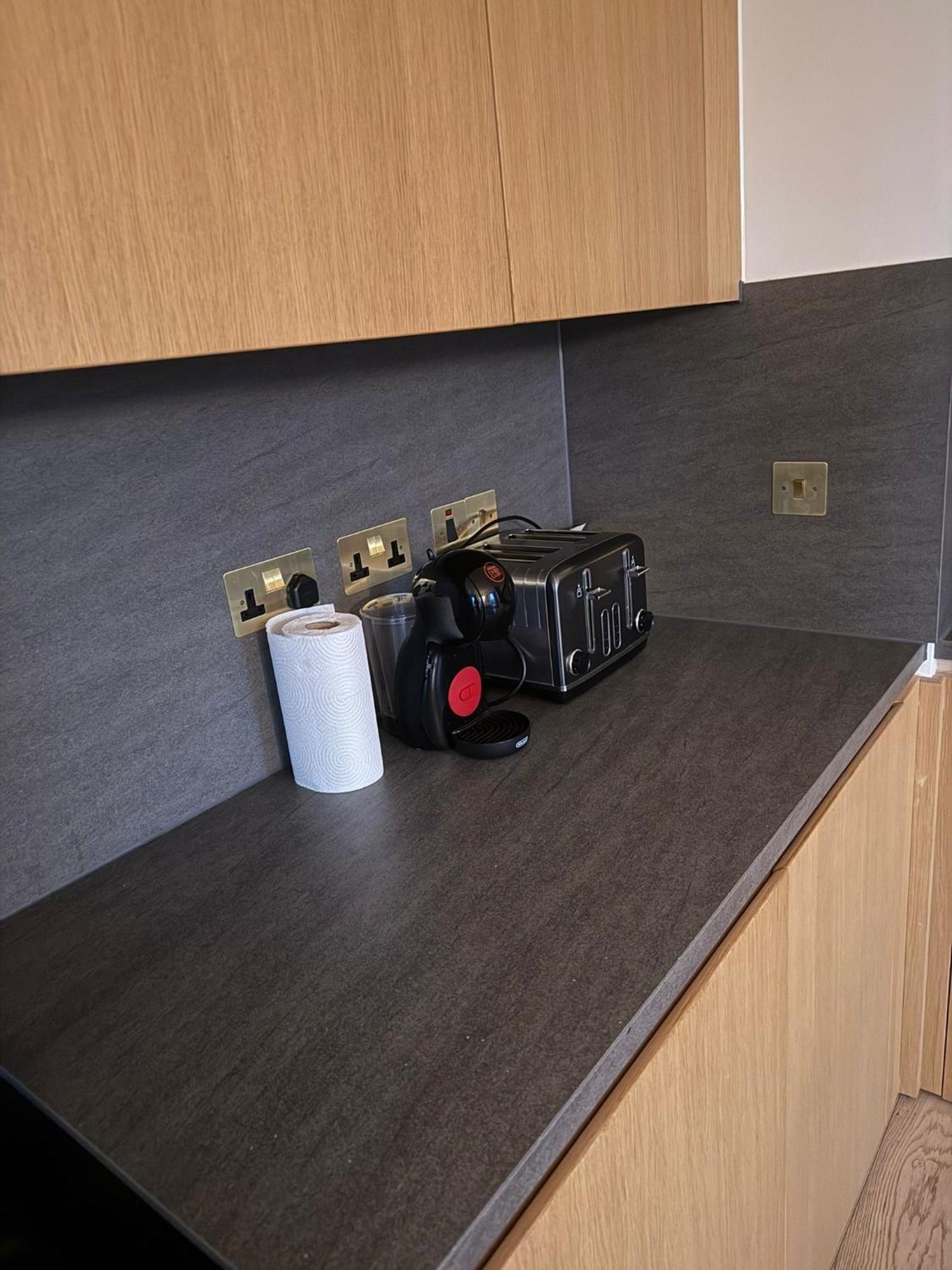 Apartment Kings Cross Canal View London